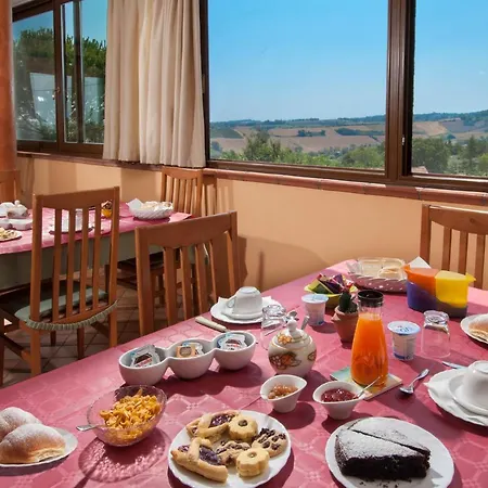 Marilenia Oda ve Kahvaltı Montescudo