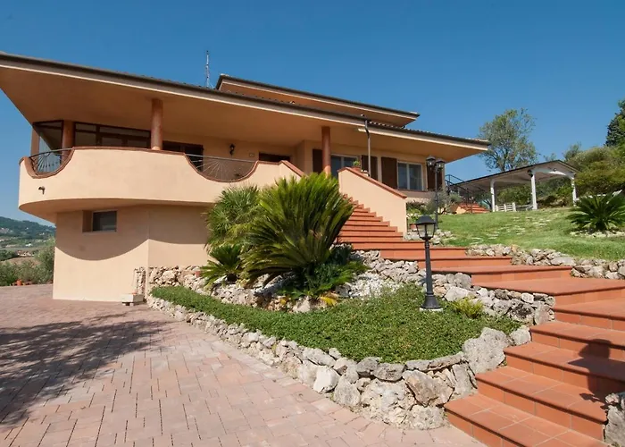 Marilenia Oda ve Kahvaltı Montescudo